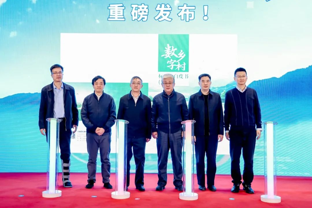 bf59fc06a51e9d71e92880a4b3ad3a46.jpg bf59fc06a51e9d71e92880a4b3ad3a46.jpg